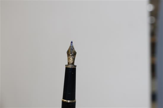 A Montblanc Meisterstuck fountain pen, with gilt 4810 gold nib, 13.5cm